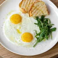 Глазунья в Karma