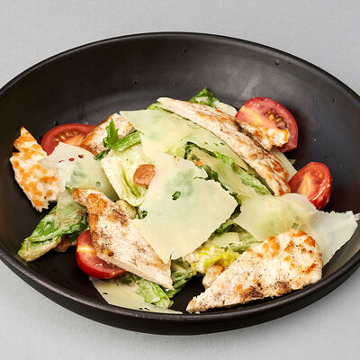 Цезарь с курицей в Gaijin по цене 810 ₽