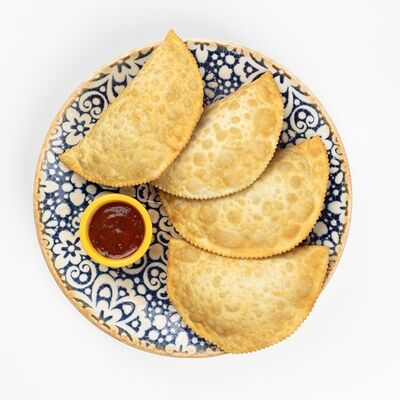 Чебуреки с джусаем в MAHALLA по цене 1600 ₸