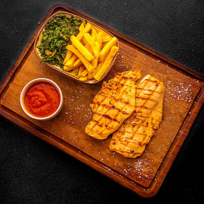 Куриная грудка в Сhef Арбат по цене 1150 ₽