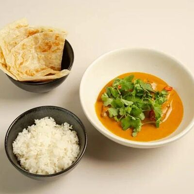 Чикен карри масала с рисом в Chang по цене 740 ₽