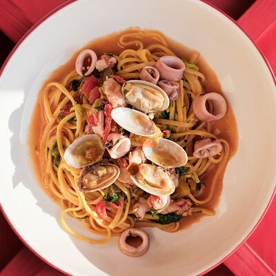 Лингвини с морепродуктами в Dacha restaurant по цене 1190 ₽