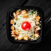Салат Цезарь в Prima Pizza