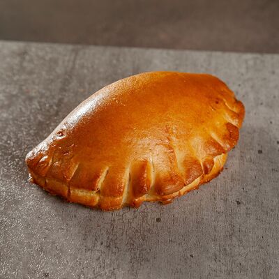 Пирожок с капустой и яйцом в Mr. Плюшкин по цене 105 ₽