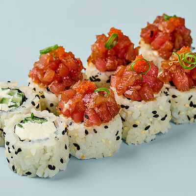 Ролл Сливочный с тартаром из тунца в Сушилка по цене 660 ₽