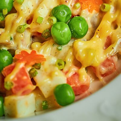 Оливье с пряной уткой в Цыпочка по цене 650 ₽