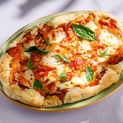 Пицца Маргарита римская в Чайхана Пахвала по цене 820 ₽