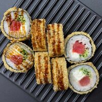 Горячий ролл с тунцом в Моремания Food