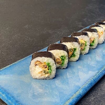 Сеул в Лосось Sushi & Oysters по цене 430 ₽