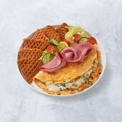 Омлет с говядиной и моцареллой в Vaffel Норвежские вафли по цене 660 ₽