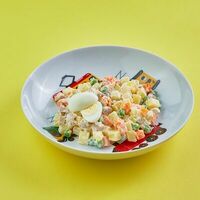 Салат Оливье с куриной грудкойв Двор Помидор