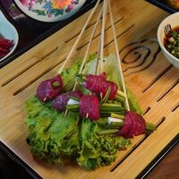 Мини-шашлычки Говядина с зелёным луком в Сийи хого и рамен