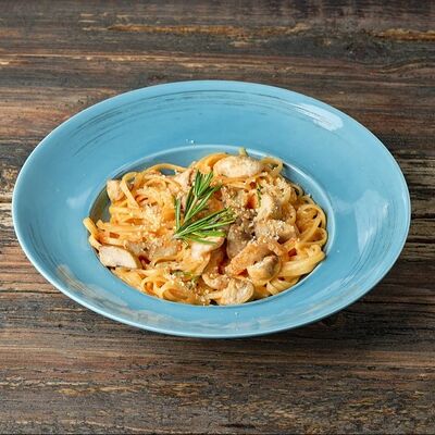 Паста с курицей в BARak O’Mama по цене 430 ₽