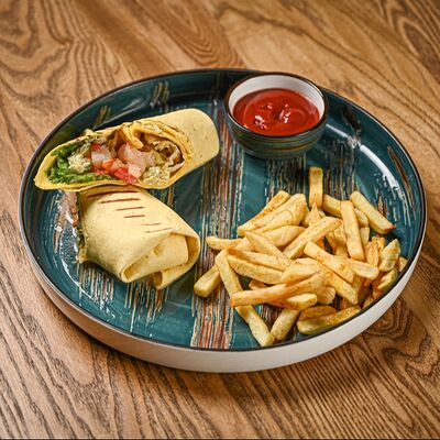 Тортилья с креветкой в Зоя в планке по цене 750 ₽