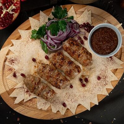 Люля-кебаб из говядины в Мангал Хаус по цене 560 ₽