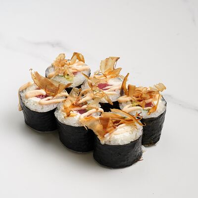 Малый ролл Тунец, сыр, лук, стружка тунца №68 в Ёбисан по цене 609 ₽