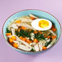 Куриный суп с курицей в Дарк лава