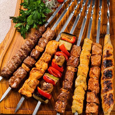 Шашлык из мякоти телячьей в Омар Хайям по цене 730 ₽