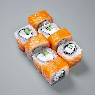 Филадельфия с креветкойв Про 100 суши по цене 755 ₽