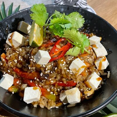 Рис с Тофу в Wok Street по цене 369 ₽