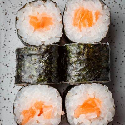 Маки ролл Сяке в БАМБУК-БАР по цене 270 ₽