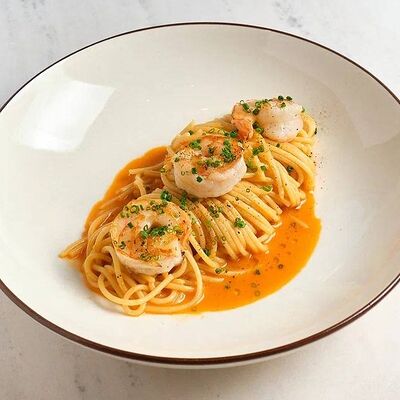 Паста в соусе биск с креветками в Лицей по цене 990 ₽