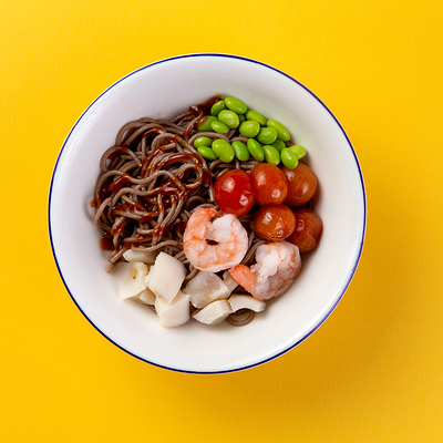 Wok с морепродуктами и соусом пад-тай в Handy Place по цене 395 ₽