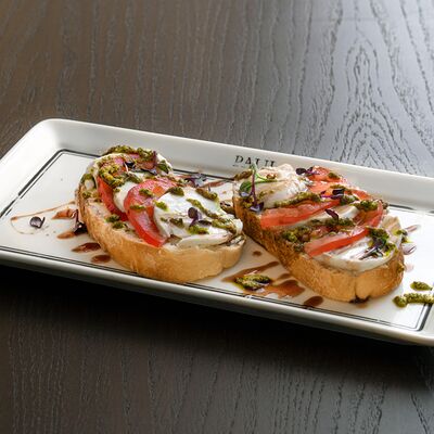 Брускетта Капрезе в Paul по цене 18 р.