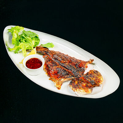 Сибас на гриле в Mr. Lee по цене 4100 ₽