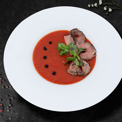 Суп томатный с ростбифом в In Tasty по цене 590 ₽