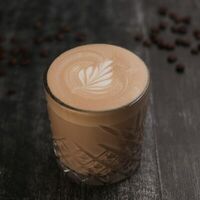 Флэт уайт в Hochu Coffee