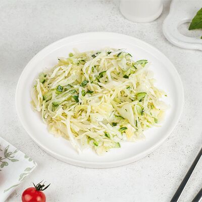 Салат из капусты с огурцамив Простая еда по цене 159 ₽
