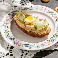 Брускетта с муссом из копченой трески в Катюша Katyusha