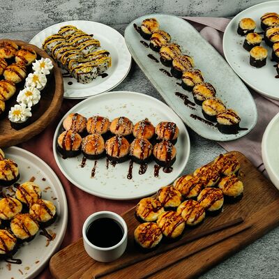 Друзья в Суши-Маркет по цене 4555 ₽