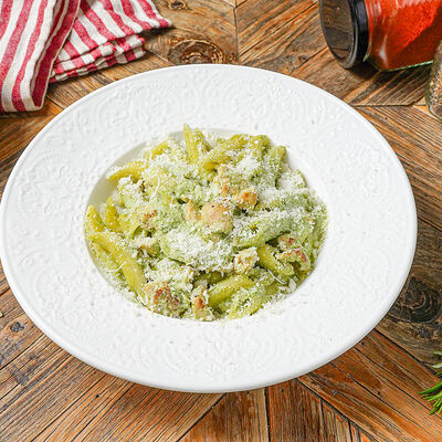 Паста с соусом песто и филе цыпленка в Café Sicilia по цене 660 ₽