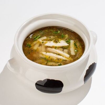 Суп-лапша куриная в Му-Му по цене 320 ₽