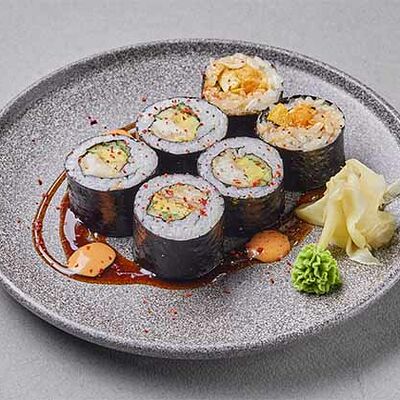 Ролл с тилапией и омлетом в Шикари по цене 429