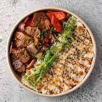Рис с говядиной в терияки в Паназиатская кухня Джеки Чо