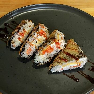 Токио сэндвич 250г (4 шт) в Суши Ибица по цене 685 ₽