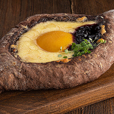 Хачапури со смородиной и персиком в Курагадиван по цене 450