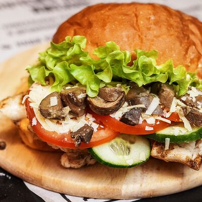 Бургер Чизи крис в МЯСО ЕСТЬ по цене 550 ₽