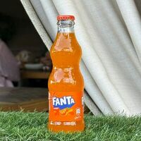 Fantaв 12 kitchen & wine