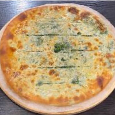 Хачапури 4 сыра в Приключения Шурика по цене 658 ₽