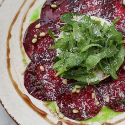 Карпаччо из маринованной свеклы с сырным кремом в Беллуччи по цене 480