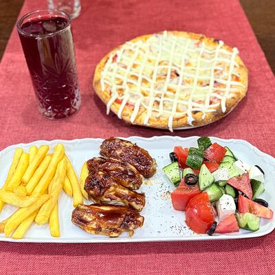 Комбо-обед №3 пицца Марив Пиццерия Пепперони по цене 650 ₽
