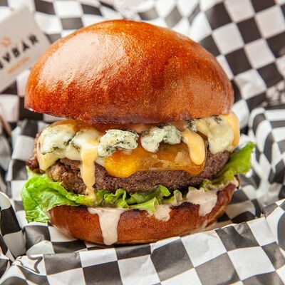 Бургер Биг Чиз в Pivbar по цене 480 ₽