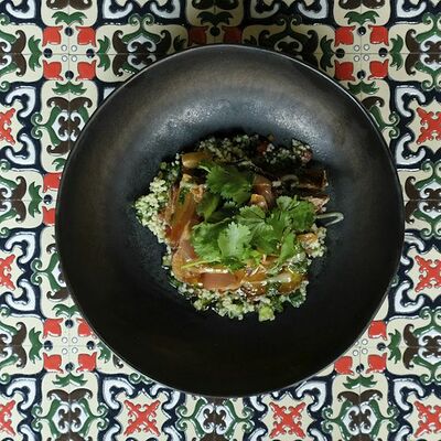 Табуле с печеными овощами в Yasha Gourmet по цене 590 ₽