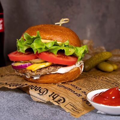 Карри Чикен в Cosmo Burgers по цене 700 ₽