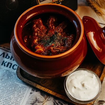 Гуляш с гречкойв Собрание по цене 430 ₽