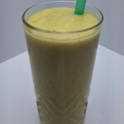 Смузи Авокадо-Яблоко-Банан-Кивив Smart Cafe по цене 580 ₽